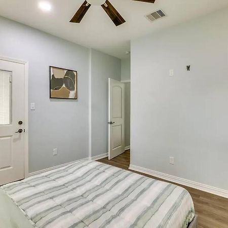 Vacation Home Lake Livingston! Onalaska エクステリア 写真