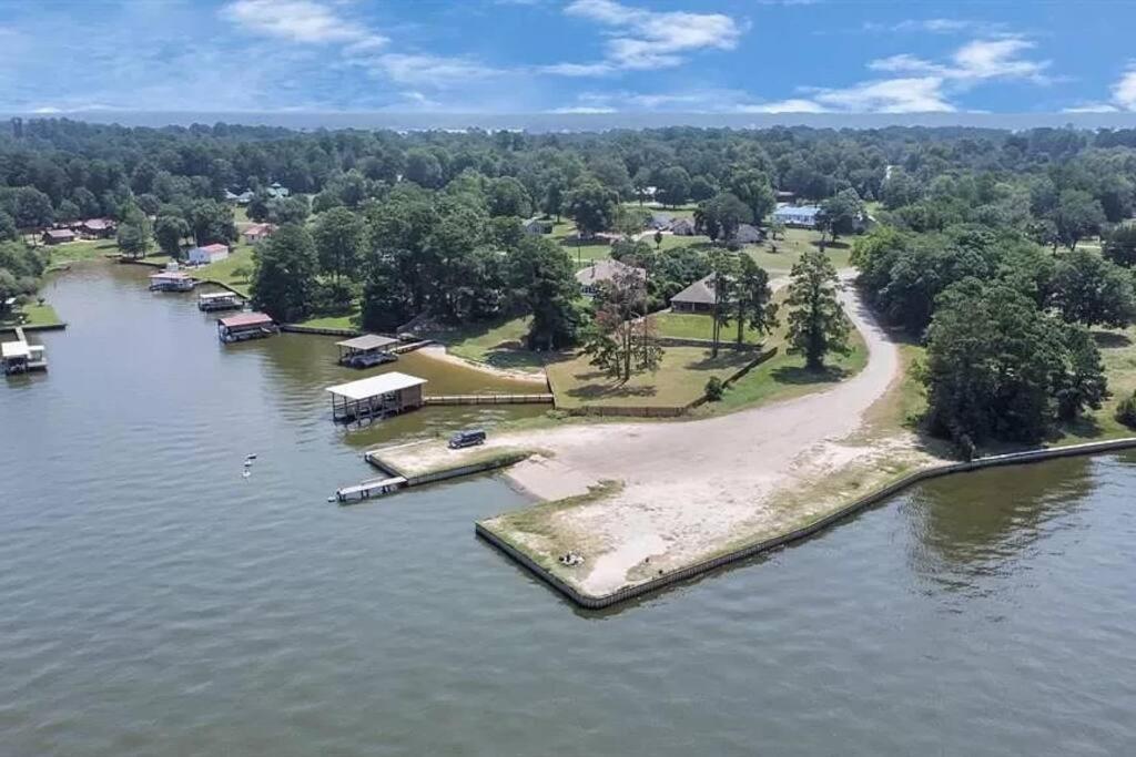 Vacation Home Lake Livingston! Onalaska エクステリア 写真